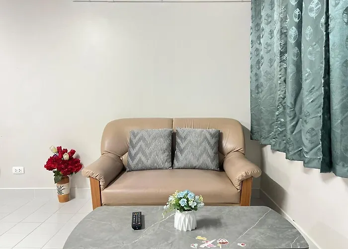 Impact Arena 1br With Separate Living And Kitchen Apartment