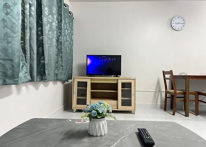 Apartment Impact Arena 1br With Separate Living And Kitchen *